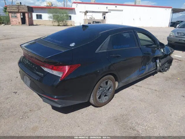 2023 Hyundai Elantra Hybrid Blue VIN KMHLM4AJ2PU051952 фото 4