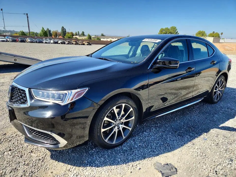 19UUB2F55JA003967 — 2018 Acura TLX, UNDERCARRIAGE, фото до ремонта