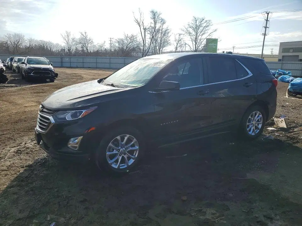 2GNAXKEV8M6154489 — 2021 Chevrolet Equinox, Град, фото до ремонта