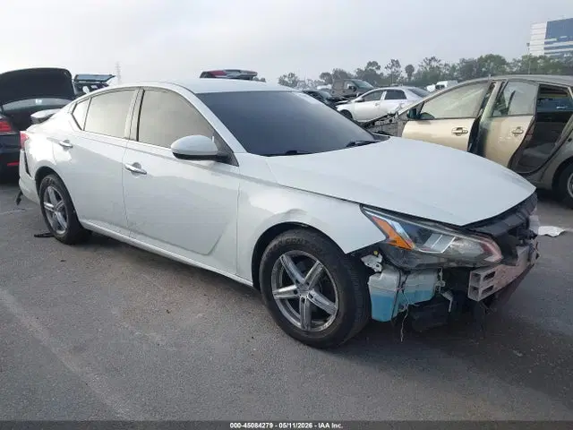 1N4BL4BV1LC144648 — 2020 Nissan Altima S Fwd, Rear, фото до ремонта