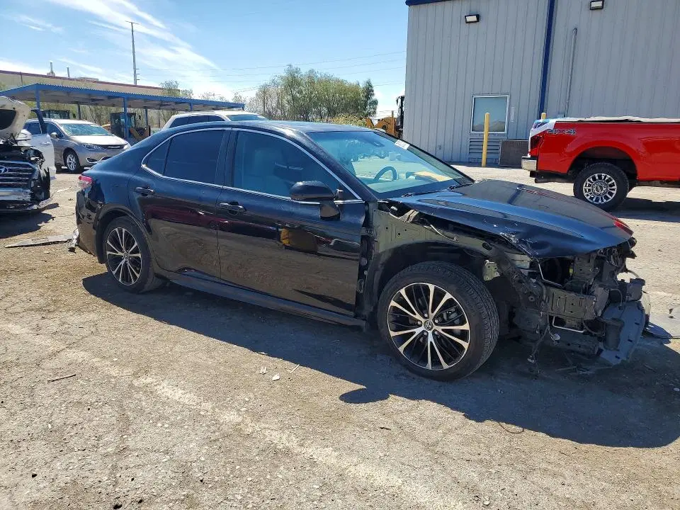 2018 Toyota Camry VIN 4T1B11HK8JU599429 фото 4