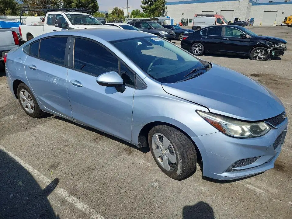 2017 Chevrolet Cruze VIN 1G1BC5SM5H7152218 фото 4