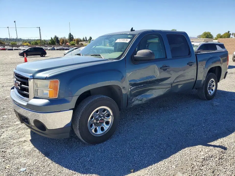 2GTEC13C971533679 — 2007 GMC NEW Sierra, Боковая часть (Side), фото до ремонта