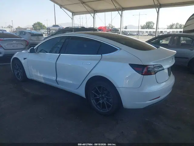 2018 Tesla MODEL 3 VIN 5YJ3E1EA6JF162143 фото 3