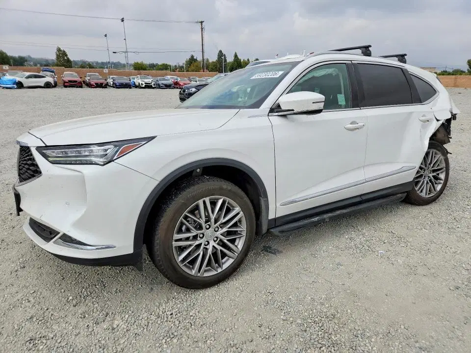 5J8YE1H86NL042216 — 2022 Acura MDX, Задняя часть, фото до ремонта