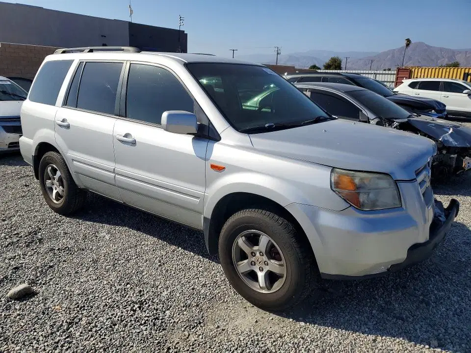2008 HONDA PILOT VIN 5FNYF18488B001716 фото 4