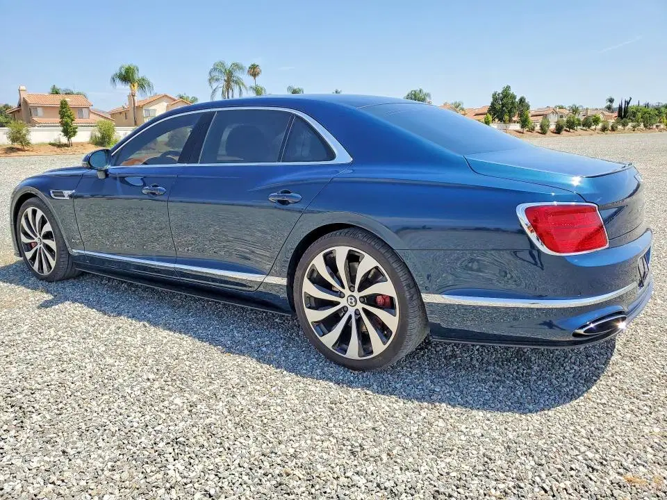 2022 BENTLEY FLYING SPUR VIN SCBBB6ZG2NC092629 фото 2