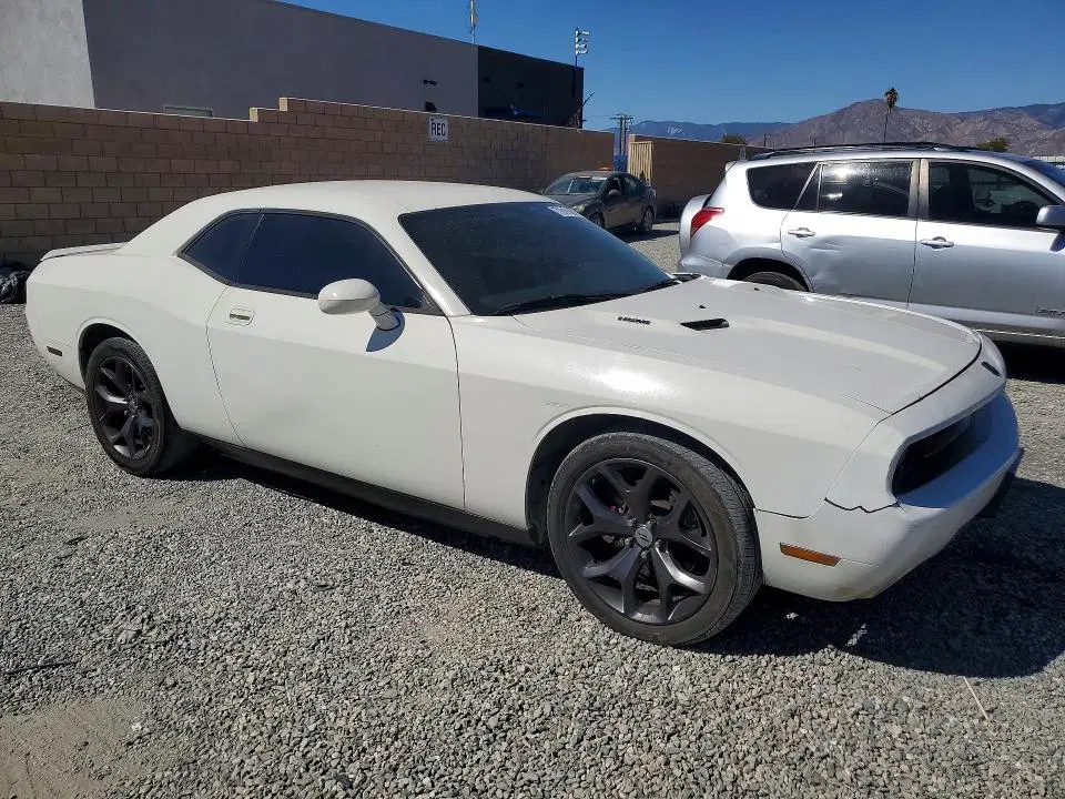 2010 DODGE CHALLENGER VIN 2B3CJ5DT4AH174521 фото 4