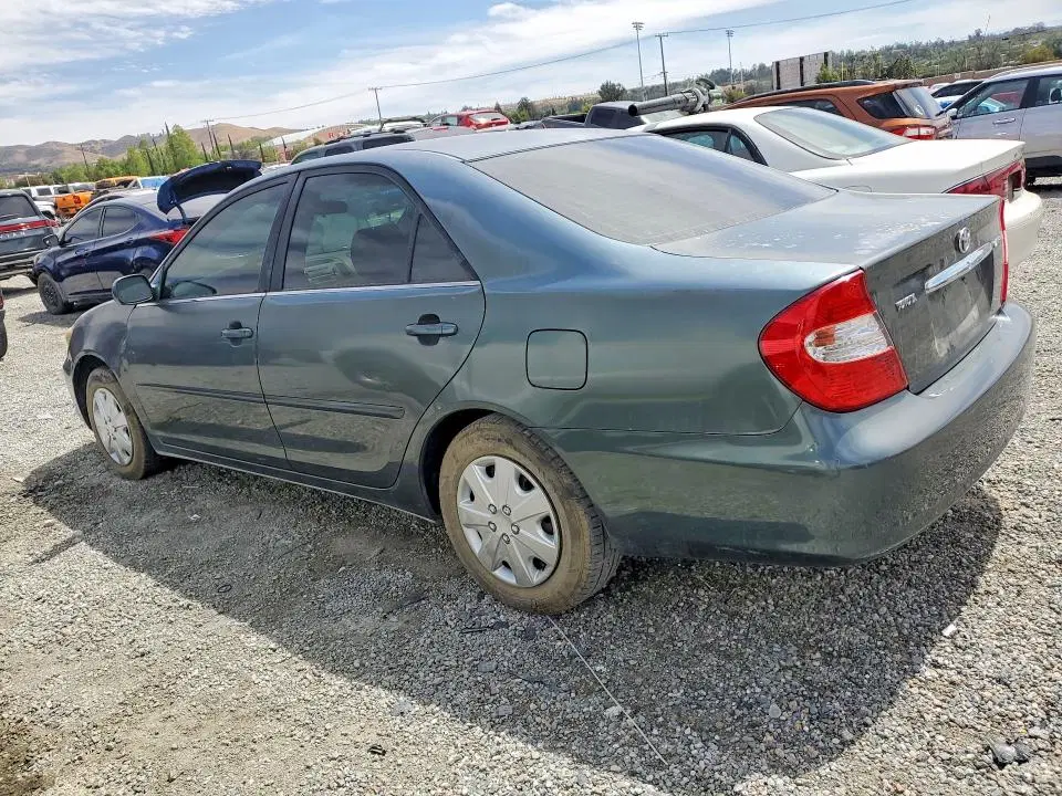 2003 TOYOTA CAMRY VIN JTDBE32K030153637 фото 2