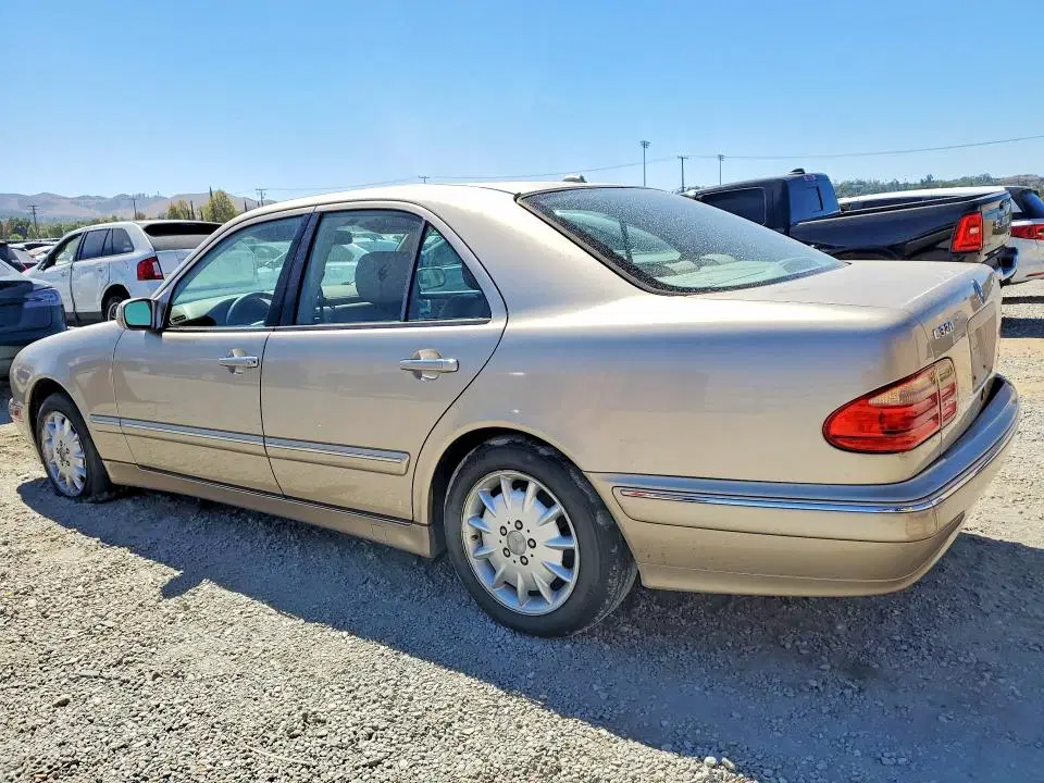 2000 MERCEDES-BENZ E VIN WDBJF65J1YB164220 фото 2