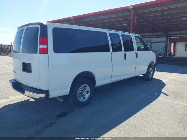2018 Chevrolet Express 3500 Lt VIN 1GAZGPFGXJ1304277 фото 4