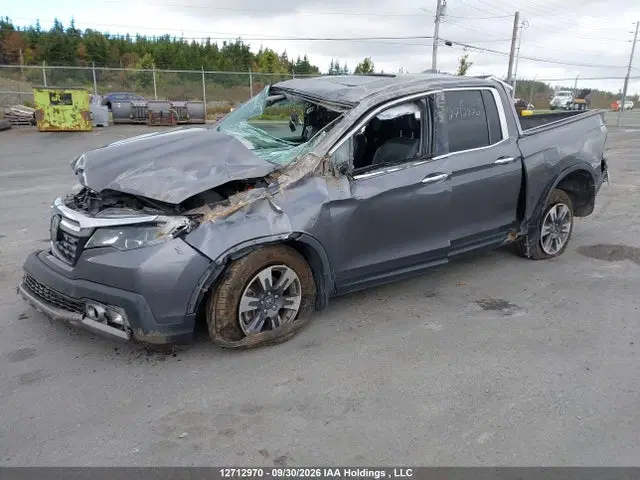 2018 Honda Ridgeline Touring VIN 5FPYK3F7XJB501104 фото 2