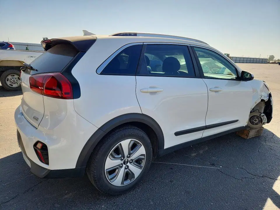2020 KIA Niro VIN KNDCB3LC9L5368568 фото 3