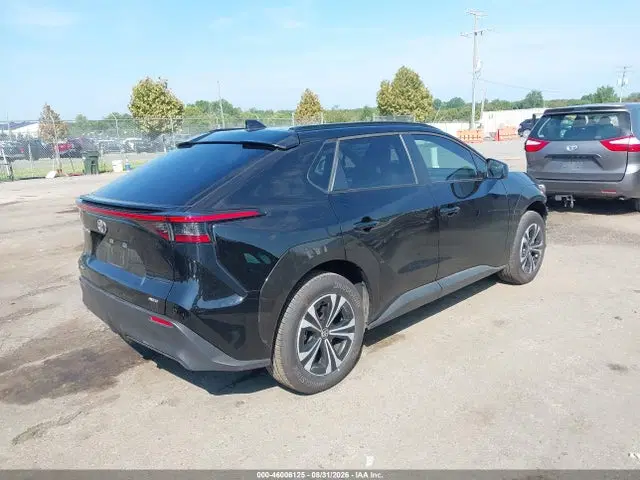 2024 Toyota BZ4X XLE VIN JTMABACA5RA079214 фото 4