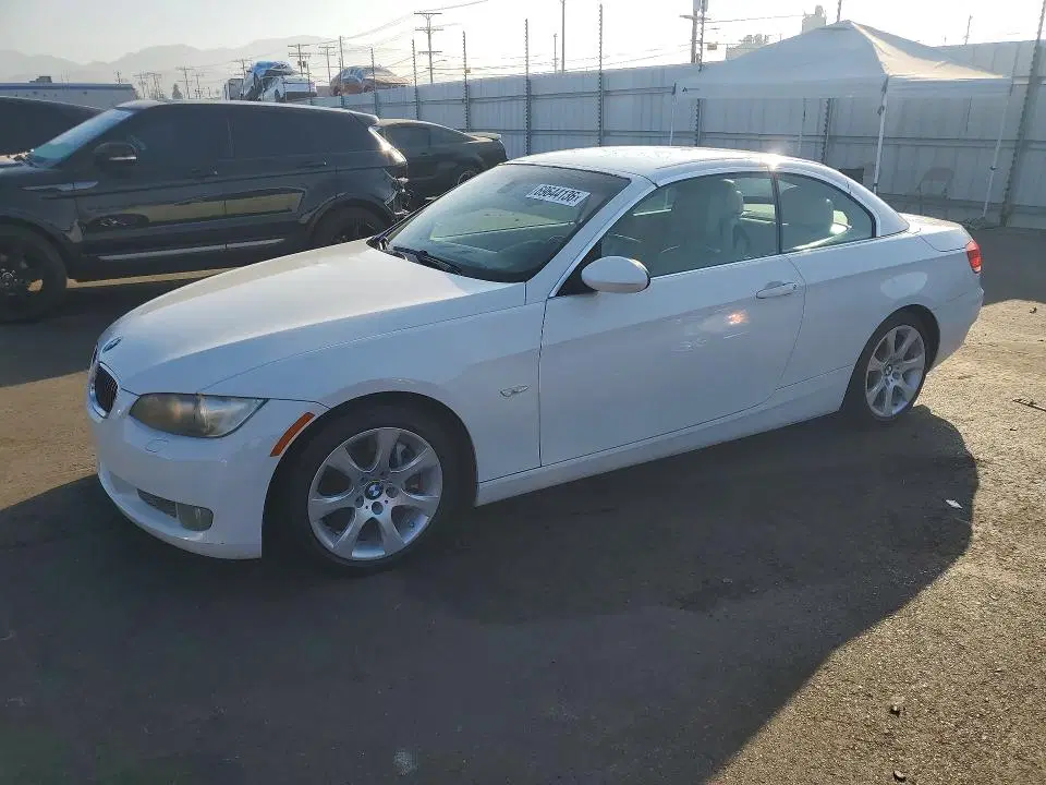 WBAWL73509P180289 — 2009 BMW 335, Мелкие вмятины и царапины, фото до ремонта