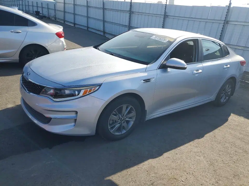 5XXGT4L11GG070844 — 2016 Kia Optima, Мелкие вмятины и царапины, фото до ремонта