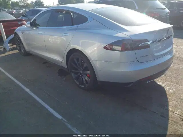 2015 Tesla Model S 70d/85d/p85d VIN 5YJSA1H21FFP73300 фото 3