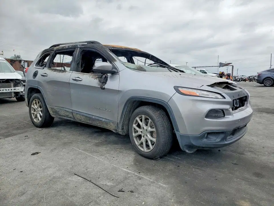 2014 Jeep Cherokee VIN 1C4PJLCB5EW158378 фото 4