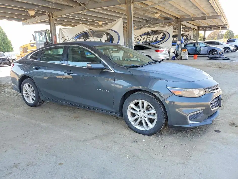 2016 Chevrolet Malibu VIN 1G1ZE5ST2GF306923 фото 4