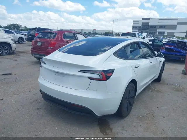 2025 Tesla MODEL 3 VIN 5YJ3E1EA0SF030786 фото 4