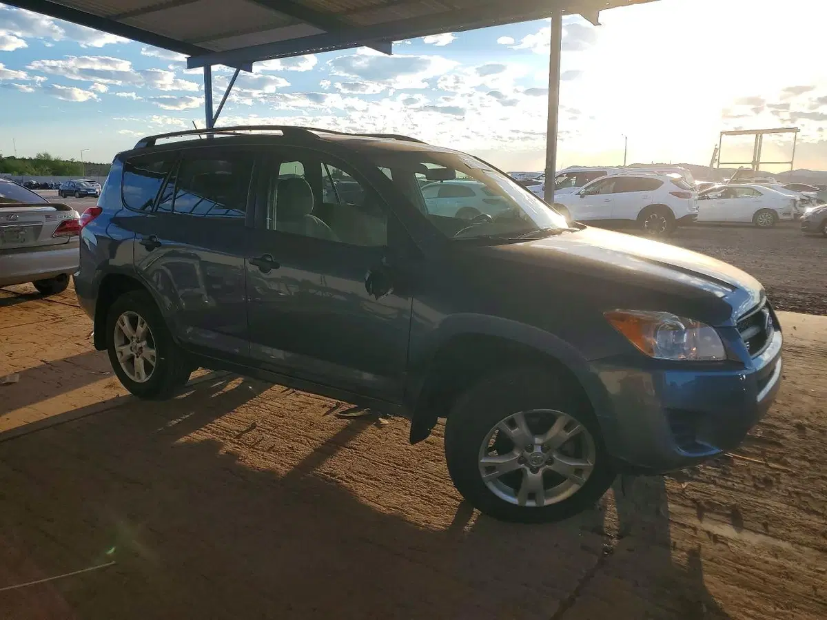 2010 Toyota Rav4 Base VIN JTMBK4DV8AD012844 фото 4