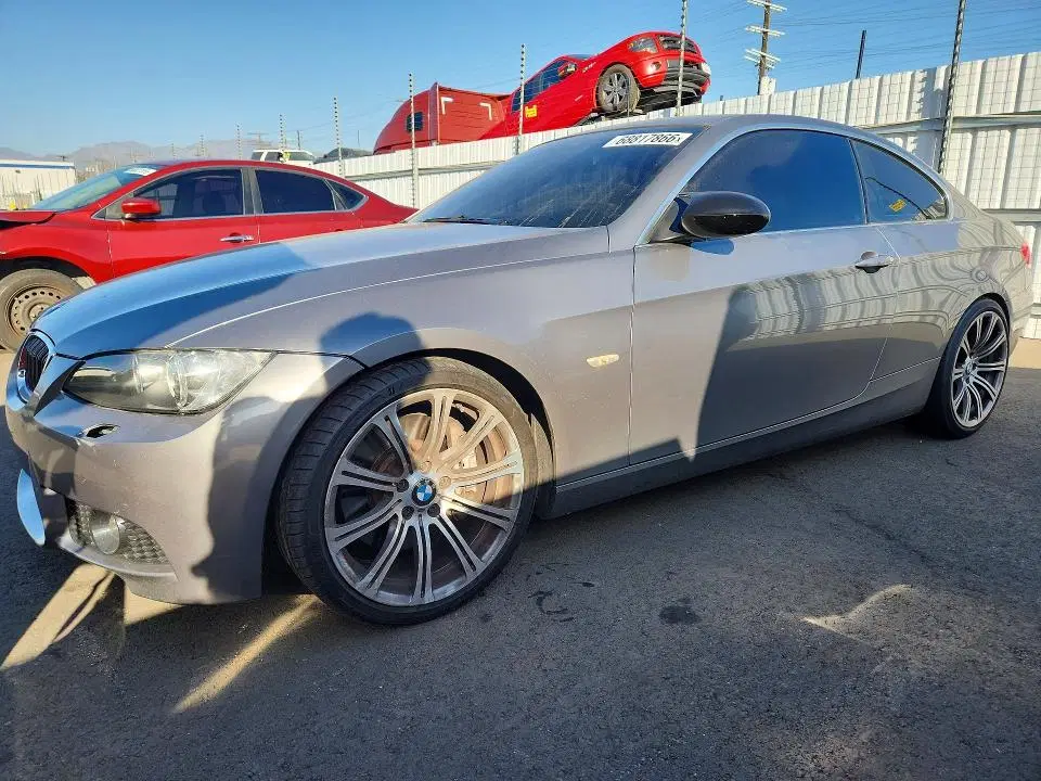 WBAWB73557PV82695 — 2007 BMW 335, Передняя часть, фото до ремонта