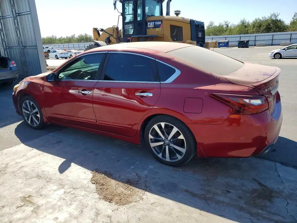 2017 Nissan Altima VIN 1N4AL3AP1HC283890 фото 2