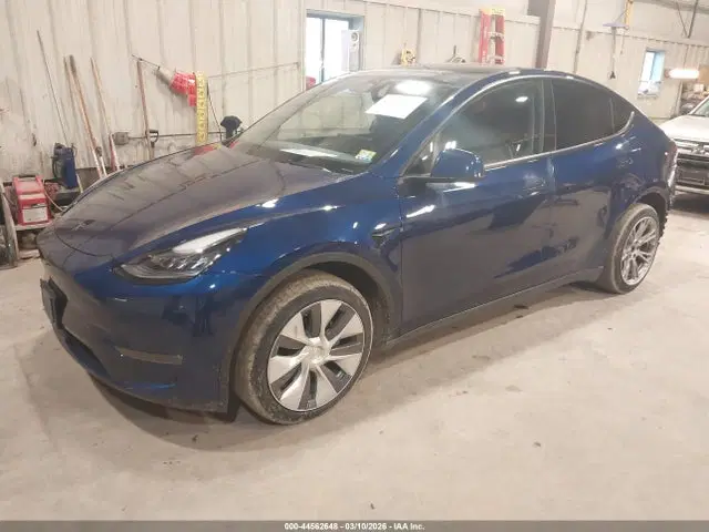 2023 Tesla Model Y Awd/long Range Dual Motor All-wheel Drive VIN 7SAYGDEE8PA040705 фото 2