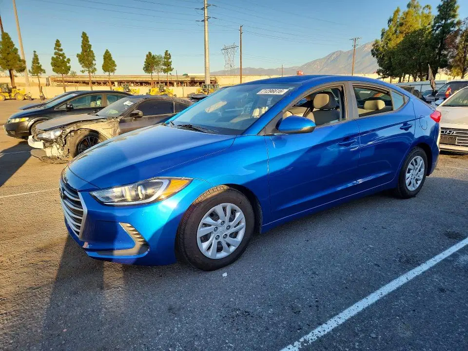5NPD74LF3JH394943 — 2018 Hyundai Elantra, Side, фото до ремонта
