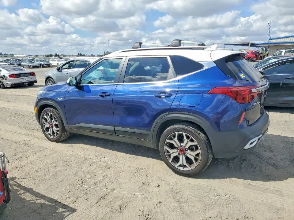 2021 KIA Seltos VIN KNDEUCA27M7164547 фото 2