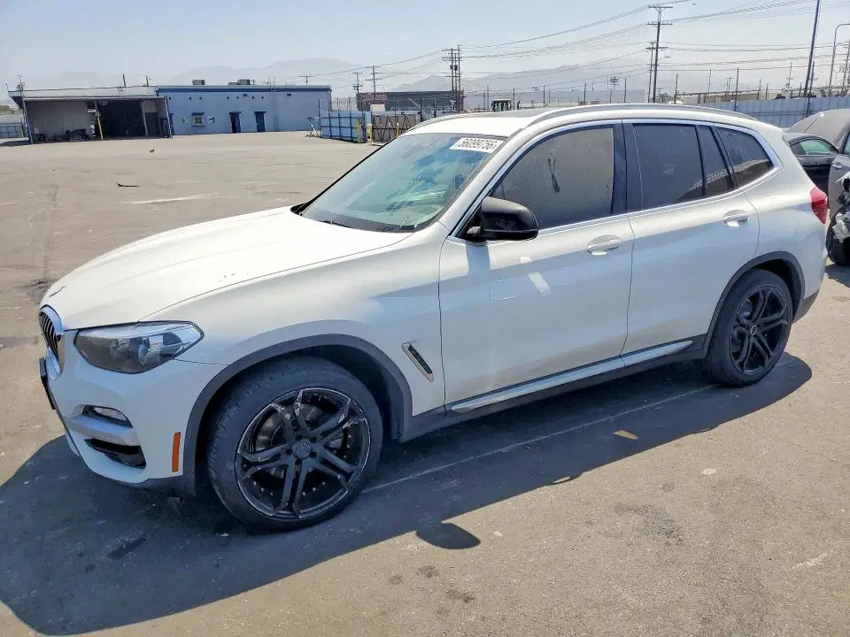 5UXTR7C55KLF24525 — 2019 BMW X3, Задняя часть, фото до ремонта