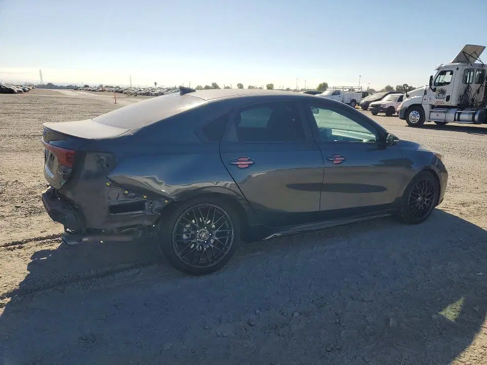 2020 KIA Forte VIN 3KPF44AC1LE252799 фото 3