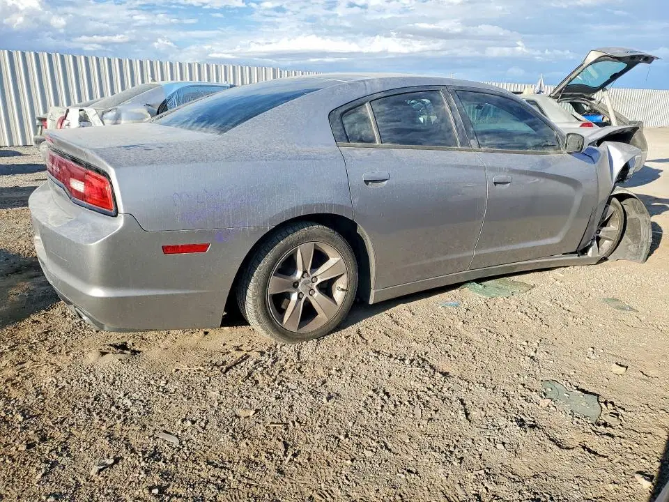 2014 Dodge Charger VIN 2C3CDXBG9EH243270 фото 3