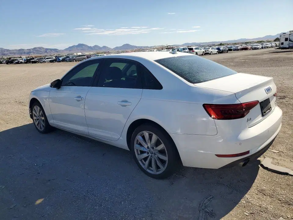 2017 Audi A4 VIN WAUANAF47HN006749 фото 2