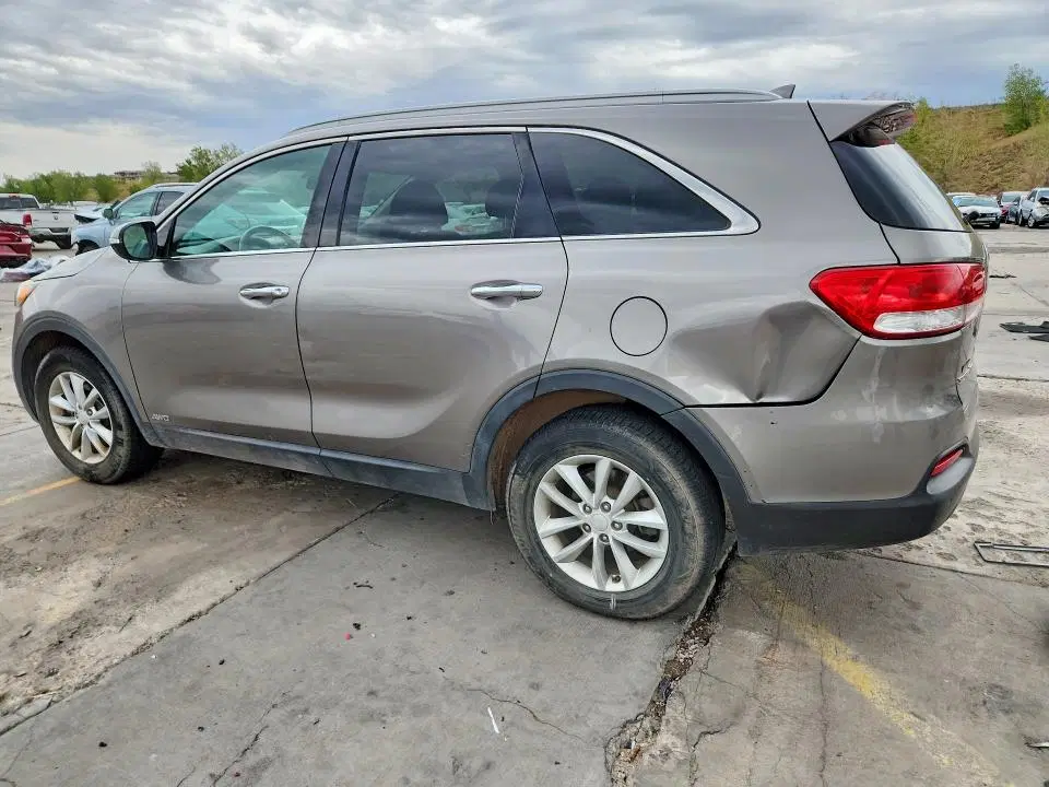 2018 KIA Sorento VIN 5XYPGDA34JG400603 фото 2