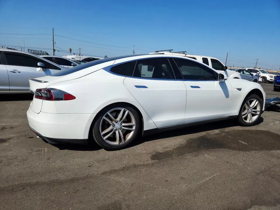 2013 TESLA MODEL S VIN 5YJSA1DP2DFP16408 фото 3