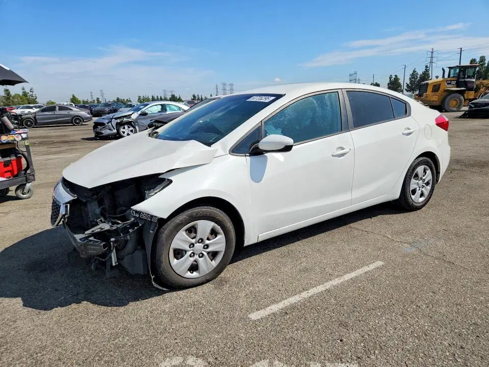 KNAFK4A69G5551343 — 2016 Kia Forte, Front End, фото до ремонта