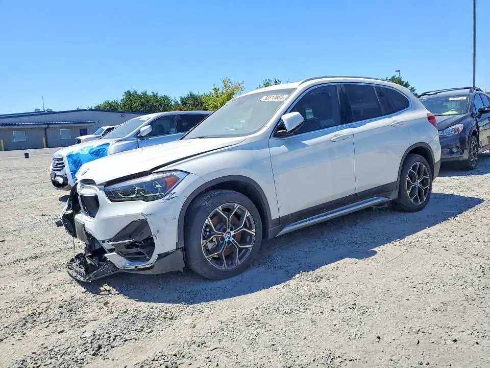 WBXJG7C08N5U49380 — 2022 BMW X1, FRONT END, фото до ремонта