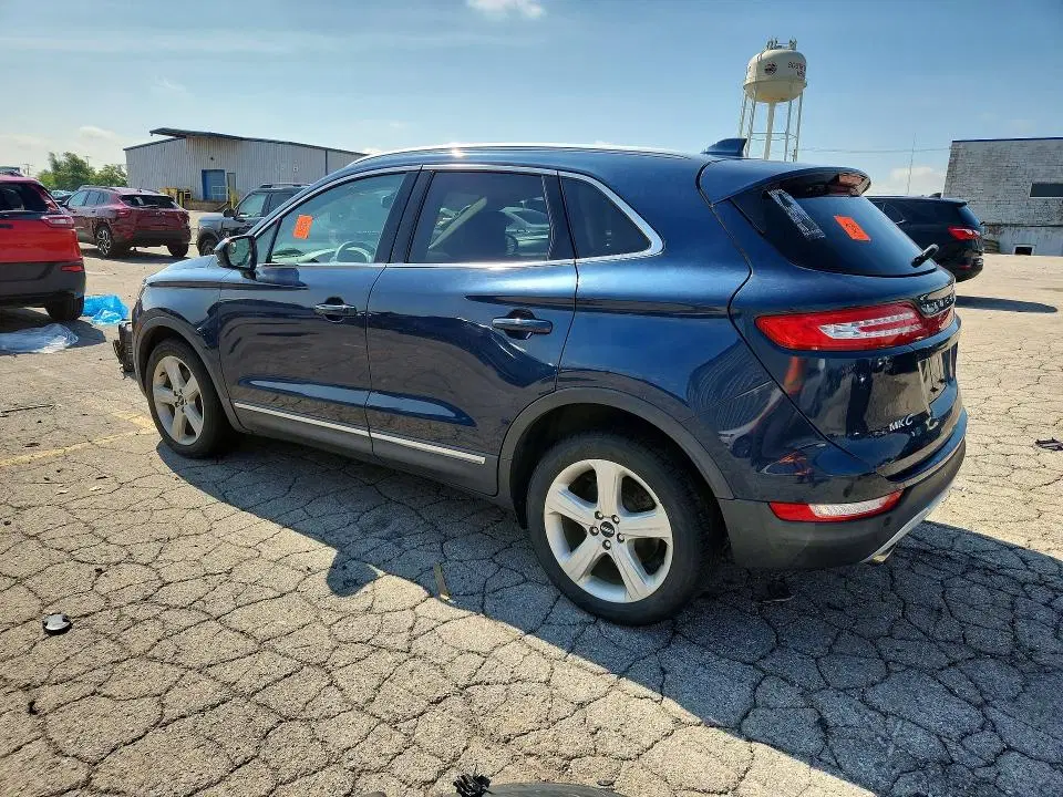 2017 LINCOLN MKC VIN 5LMCJ1D97HUL50246 фото 2