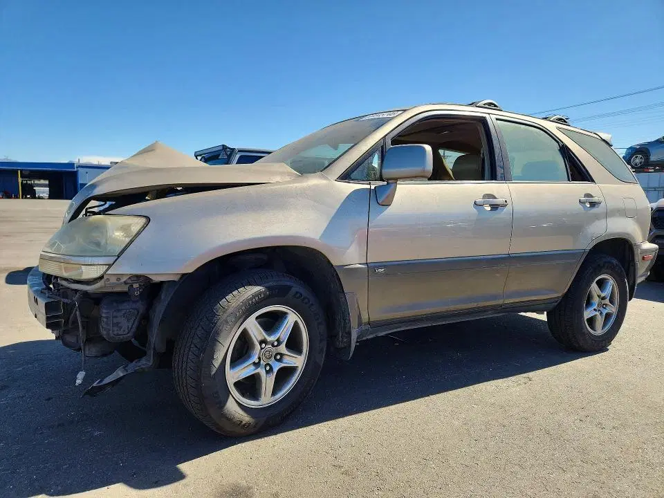 JTJGF10U120137731 — 2002 Lexus RX, Передняя часть (Front End), фото до ремонта