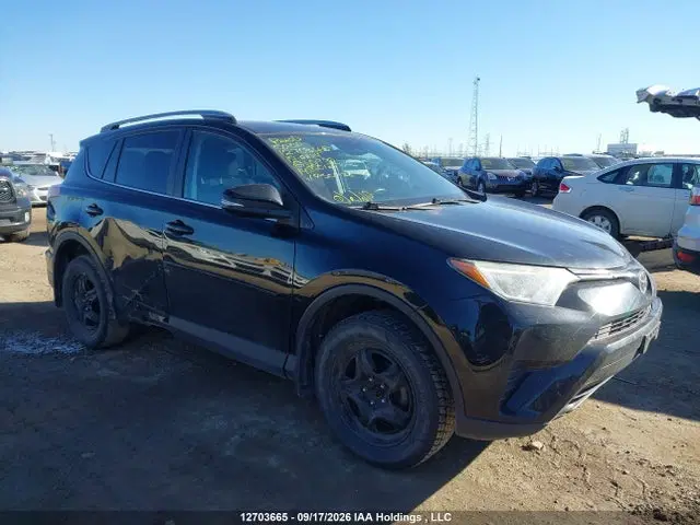 2T3BFREV6HW601792 — 2017 Toyota RAV4 LE, Right Side, фото до ремонта