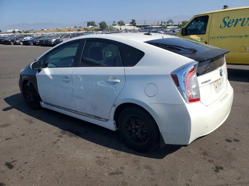 2014 TOYOTA PRIUS VIN JTDKN3DU3E1778755 фото 2