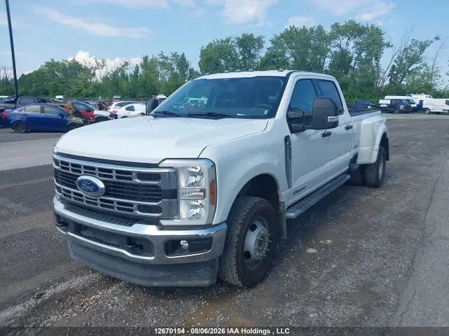 2024 Ford F350 Super Duty VIN 1FT8W3DT3REE80400 фото 2