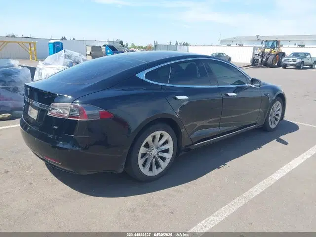 2017 Tesla Model S 60/75 VIN 5YJSA1E12HF201179 фото 4
