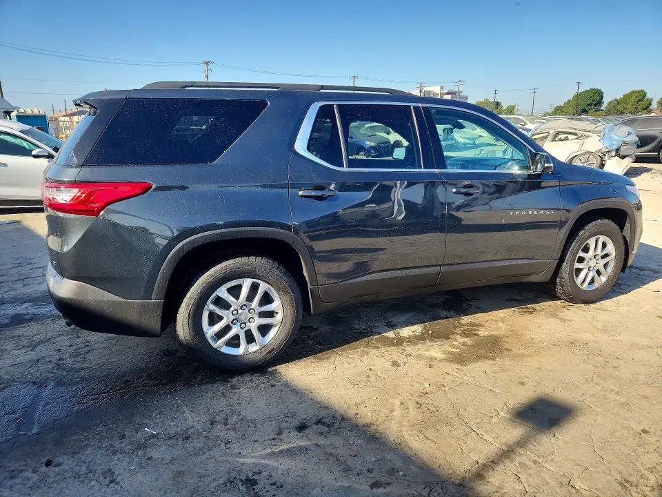 2019 Chevrolet Traverse VIN 1GNERGKW0KJ304276 фото 3