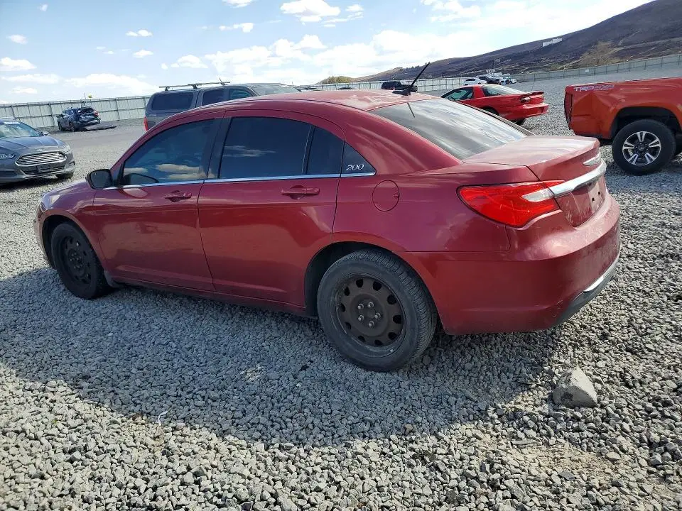 2014 Chrysler 200 VIN 1C3CCBAB0EN210709 фото 2
