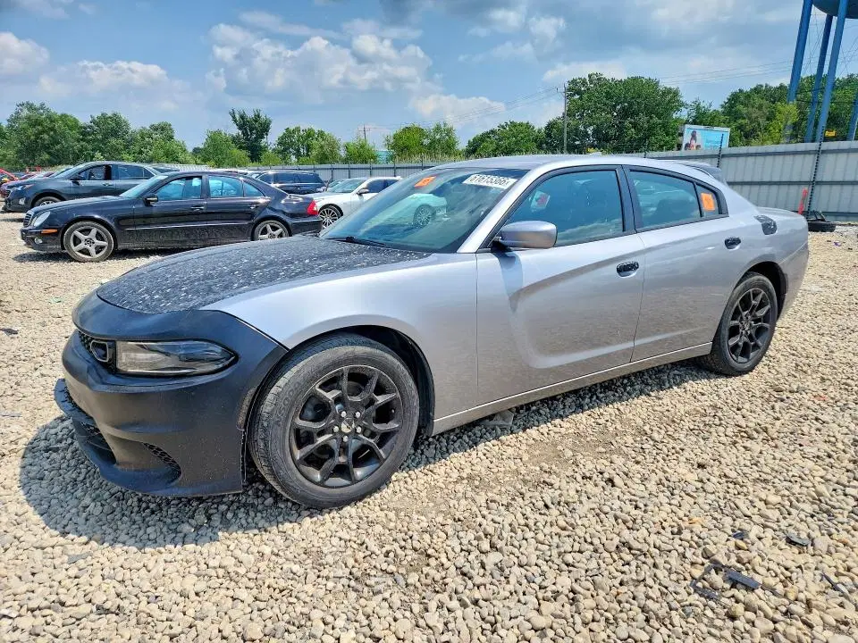 2C3CDXJG1FH817895 — 2015 Dodge Charger, Подтопление, фото до ремонта