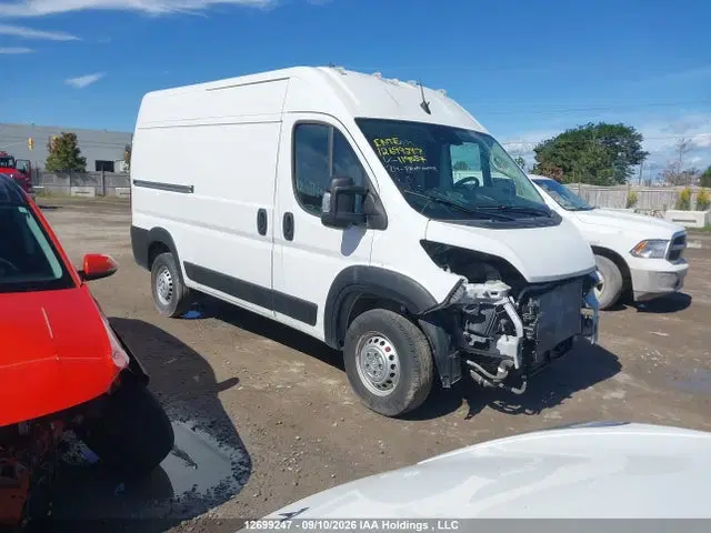 3C6LRVCG2RE119057 — 2024 RAM Promaster 2500 High Roof, Передняя часть (Front), фото до ремонта