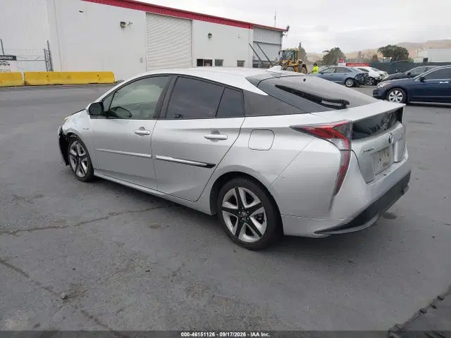 2016 Toyota Prius Three Touring VIN JTDKARFU6G3013459 фото 3