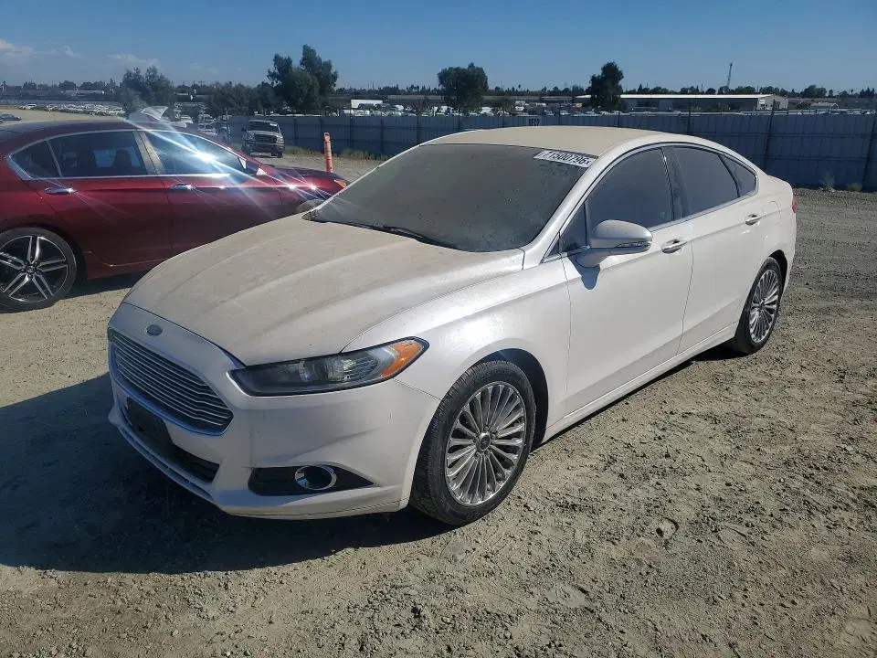 3FA6P0K92GR320292 — 2016 Ford Fusion, Мелкие вмятины и царапины, фото до ремонта